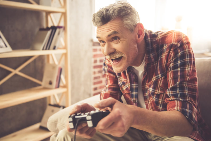 Les seniors américains jouent aux jeux-vidéos, même après 70 ans